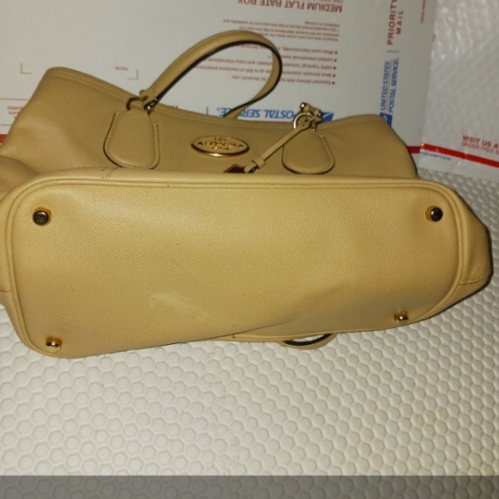 Coach Beige Leather Hobo Bag - Picture 6 of 6